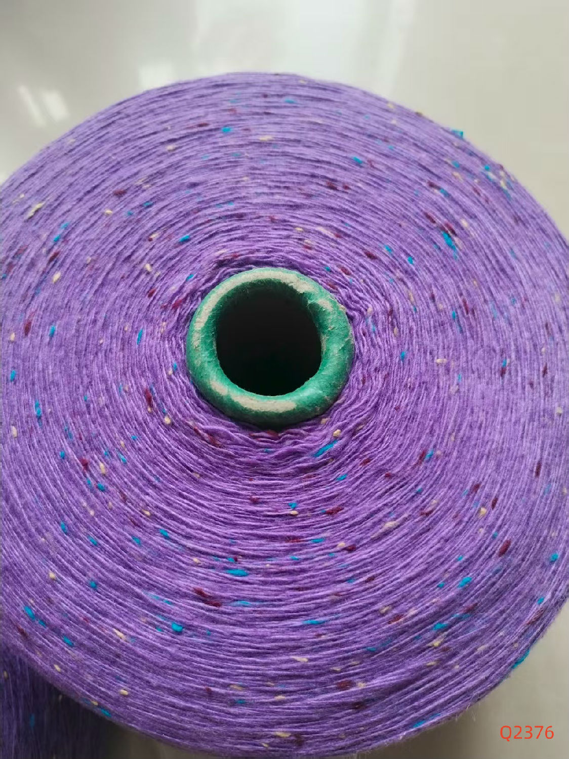 7.6支含40%羊毛紫色Q2376彩點紗
