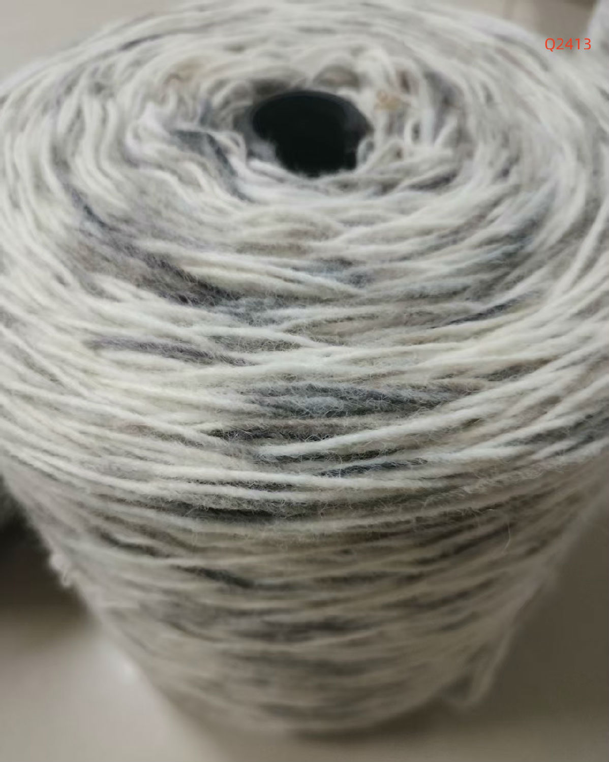 Q2413 2公支羊毛段染紗 Q2413 2公支羊毛段染紗